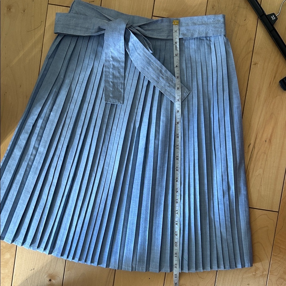 Anthropologie Lili’s Closet Pleated Blue Skirt Size M - Picture 7 of 10